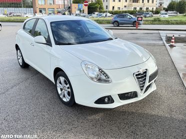 ALFA ROMEO GIULIETTA 1.6 SPORT INTERNI IN PELLE