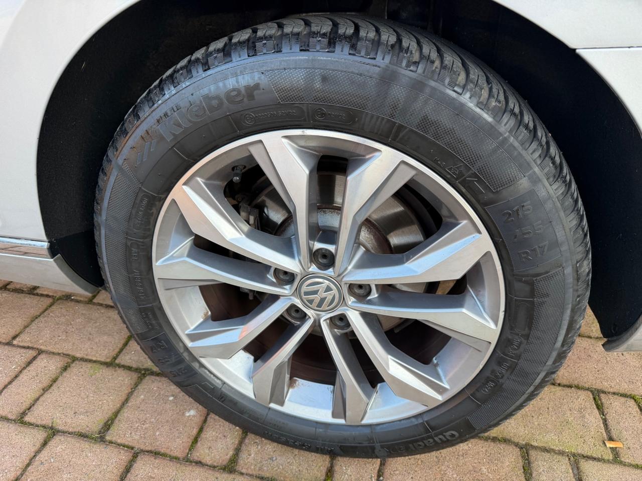 Volkswagen Passat Business Variant 2.0 TDI Executive BMT