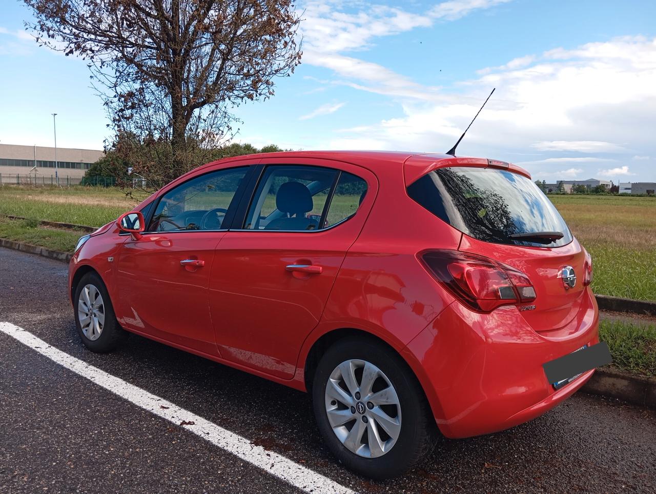 Opel Corsa 1.4 5 porte Cosmo Permute