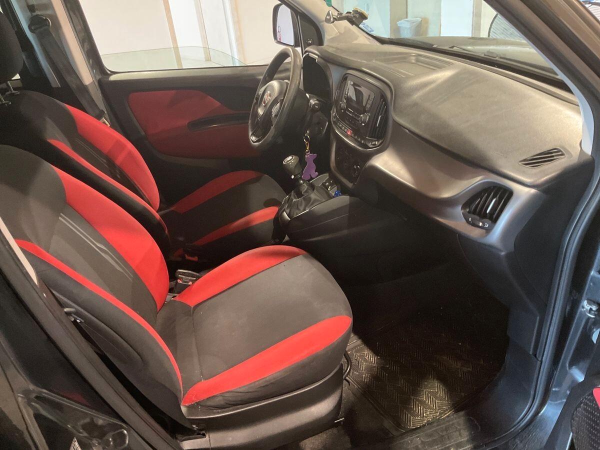 Fiat Doblo Doblò 1.4 16V Easy 7 POSTI