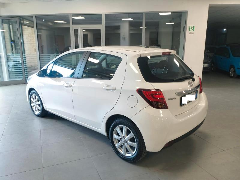 Toyota Yaris 5 Porte Yaris 5p 1.0 Cerchi Camera