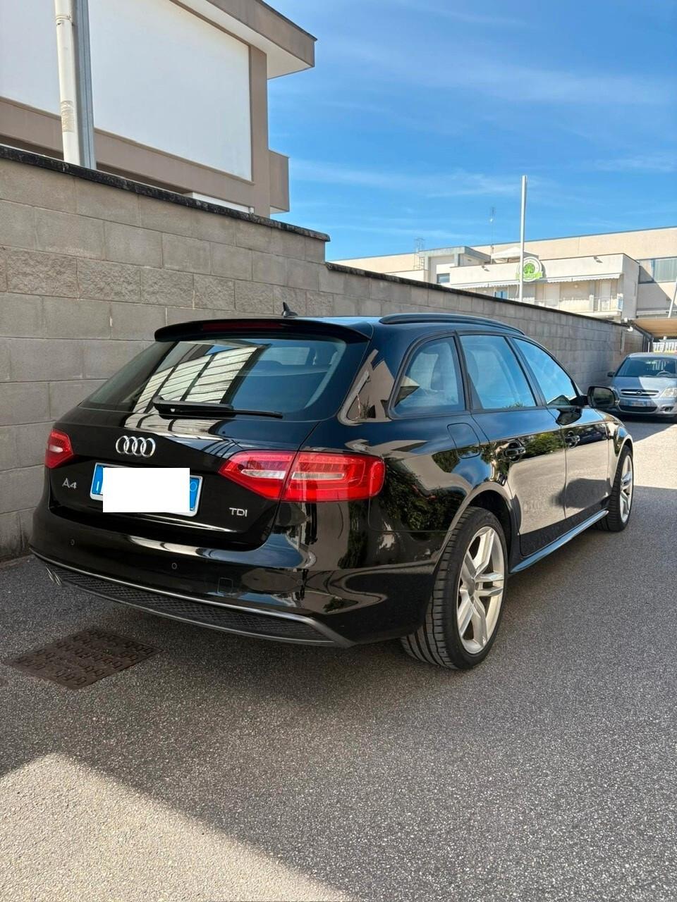 Audi A4 Avant 2.0 tdi 190cv Advanced S LINE S-TRONIC LED/NAVI/PDC PERFETTA!!