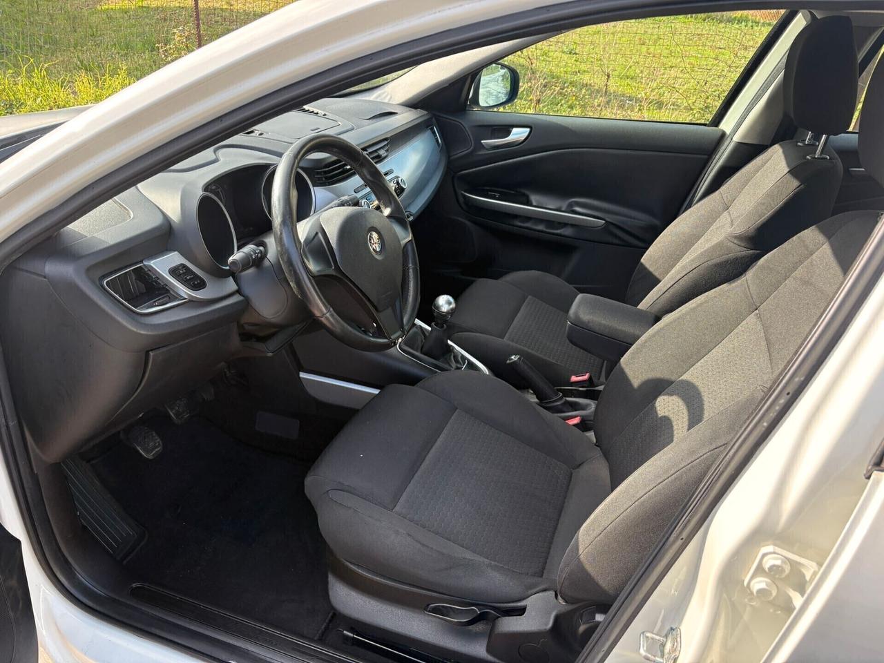 Alfa Romeo Giulietta 1.6 JTDm-2 105 CV Exclusive