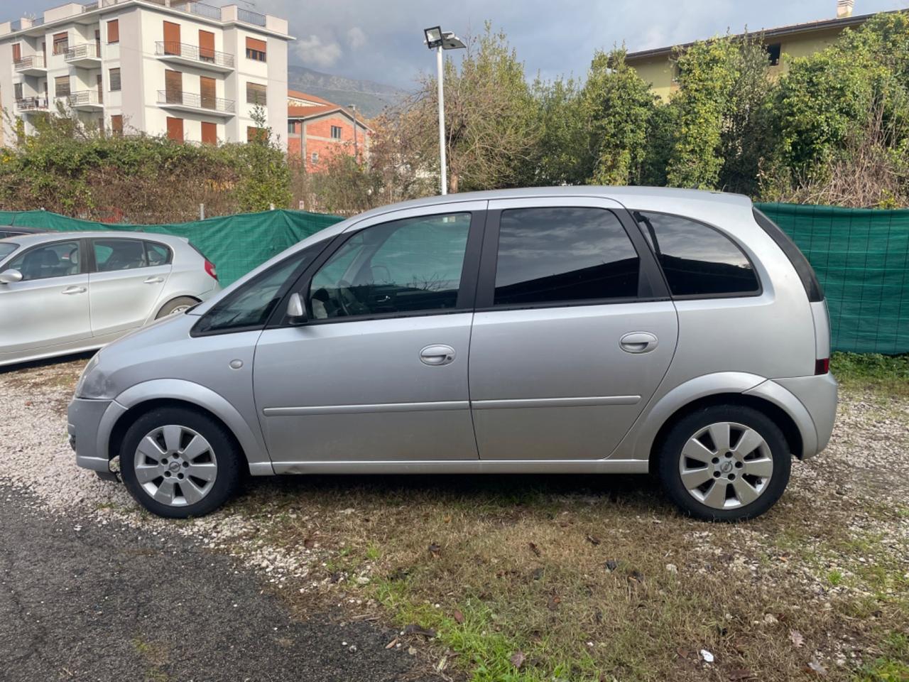 Opel Meriva 1.7 CDTI 101CV Cosmo