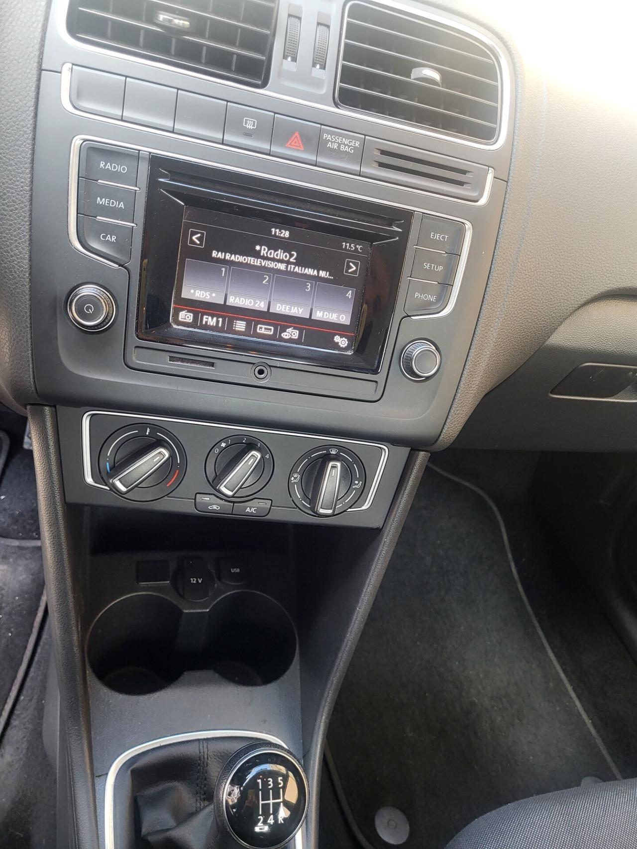 VOLKSWAGEN POLO 1,0 MPI-EURO 6-UNICA PROPRIETARIA