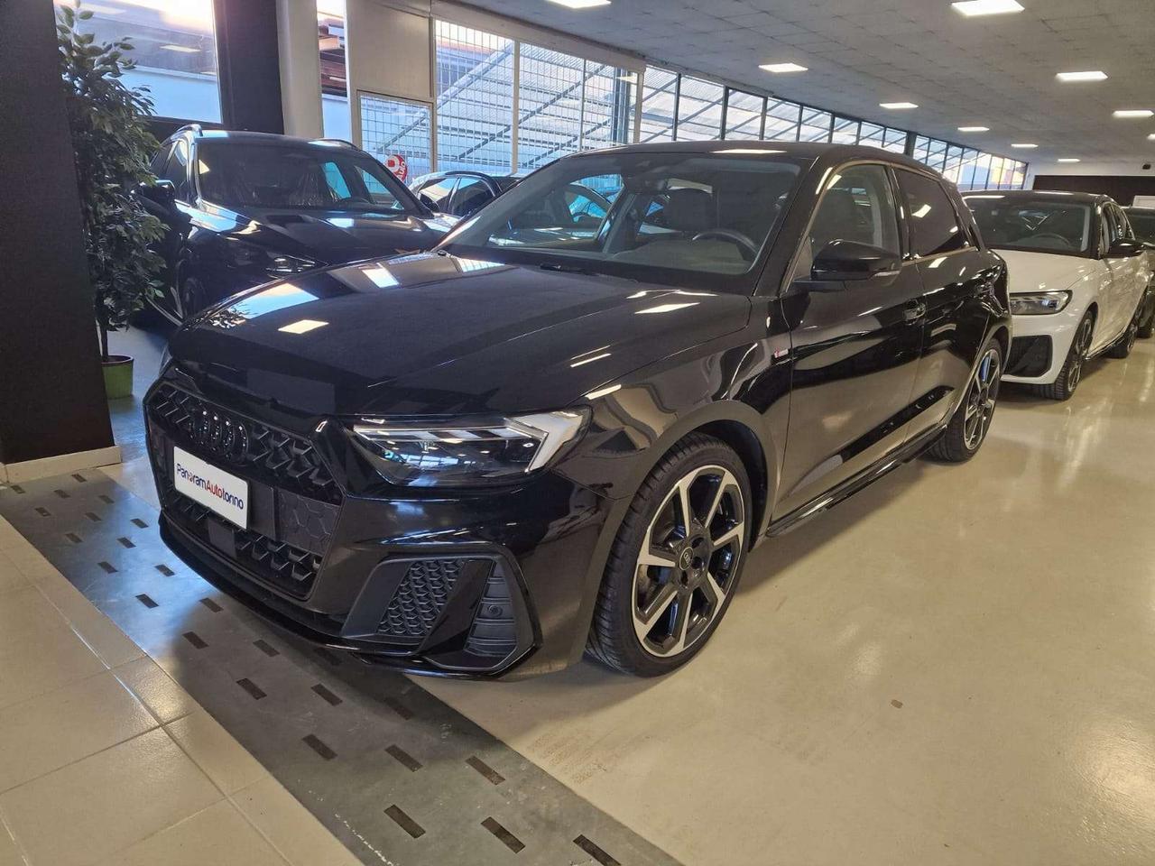 Audi A1 A1 SPB 30 1.0 tfsi Identity Black 116cv s-tronic