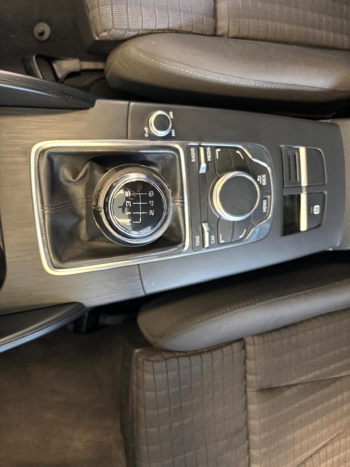 Audi A3 2013 - 1.6 DIESEL 135600 KM