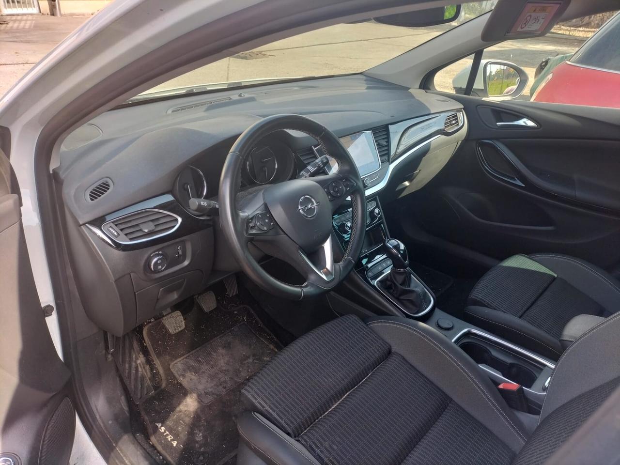 Opel Astra 1.5 CDTI 105 CV S&S 5 porte Business Elegance