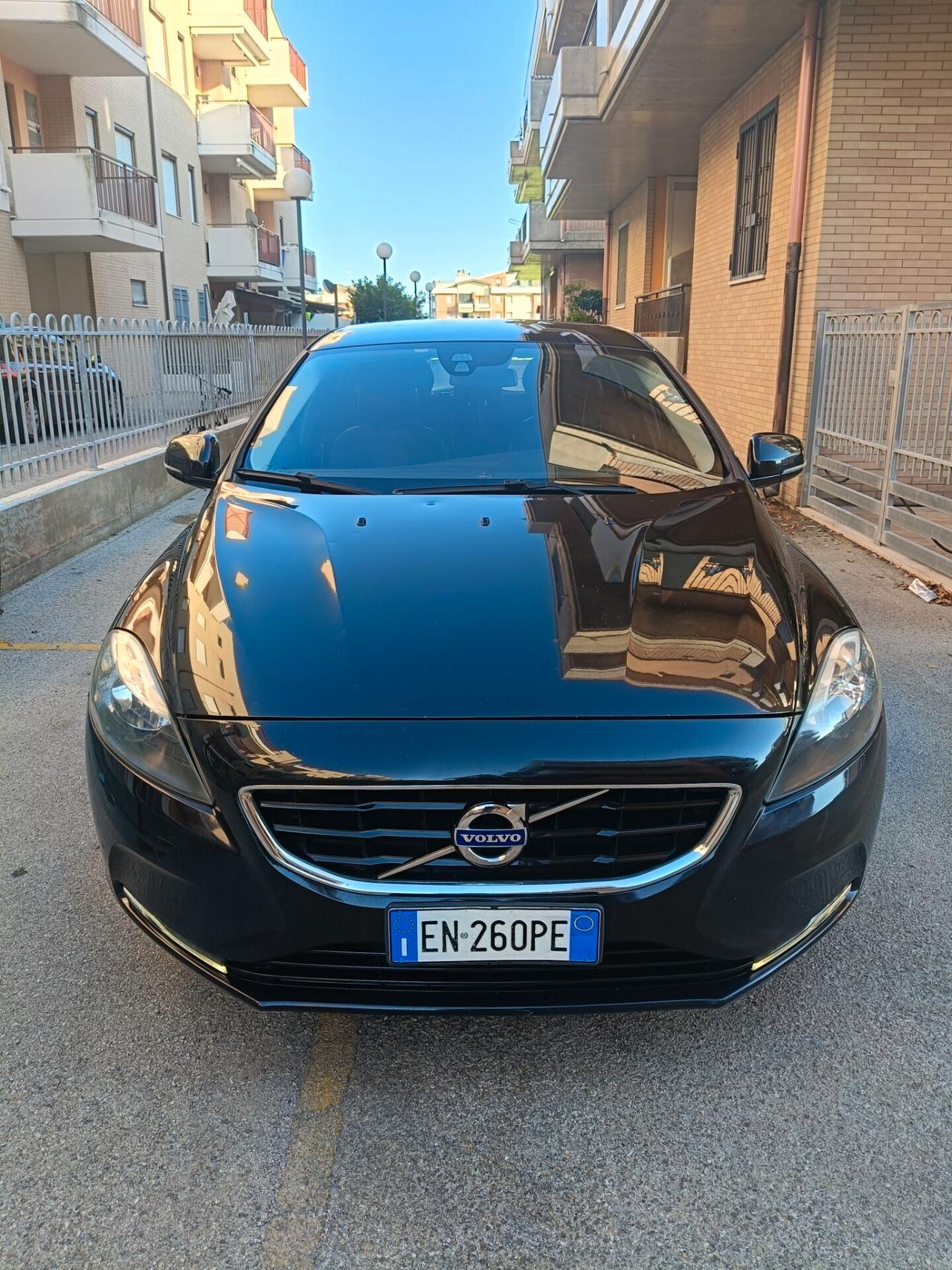 Volvo V40 D2 1.6 Momentum