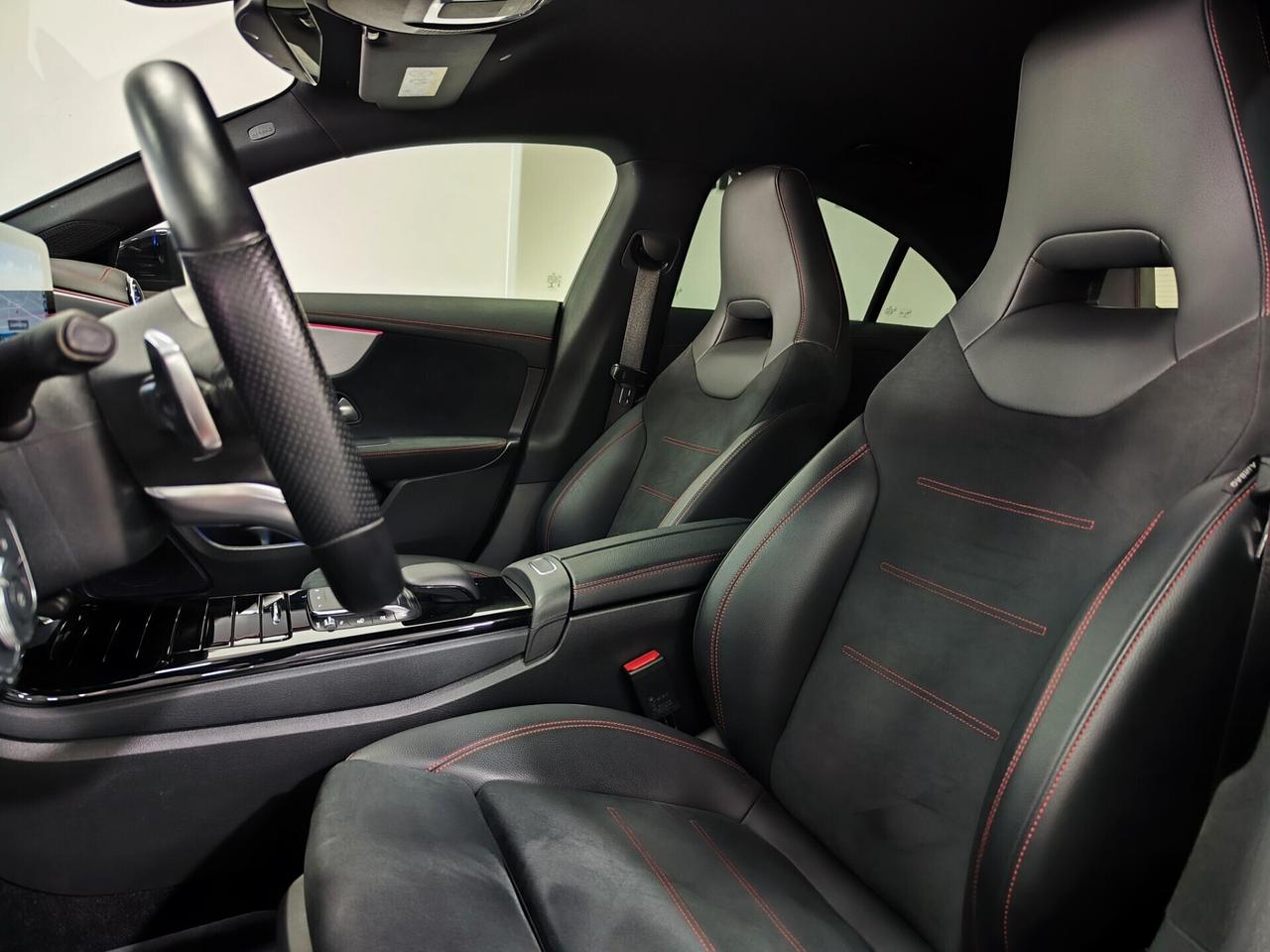 Mercedes-benz CLA 200 d Premium Unico Proprietario Led