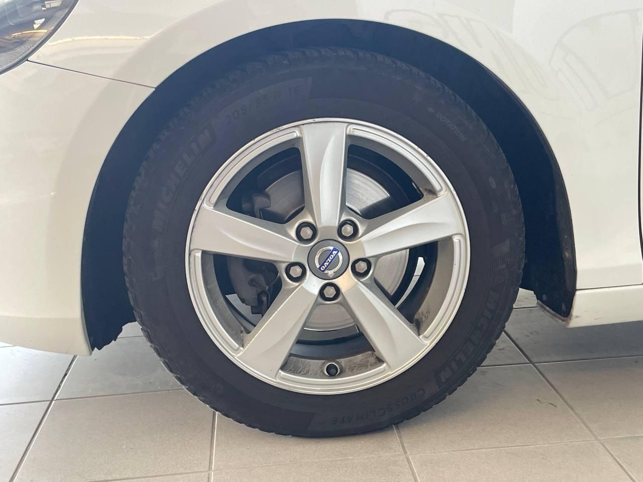 Volvo V40 D2 - Distribuzione Eseguita