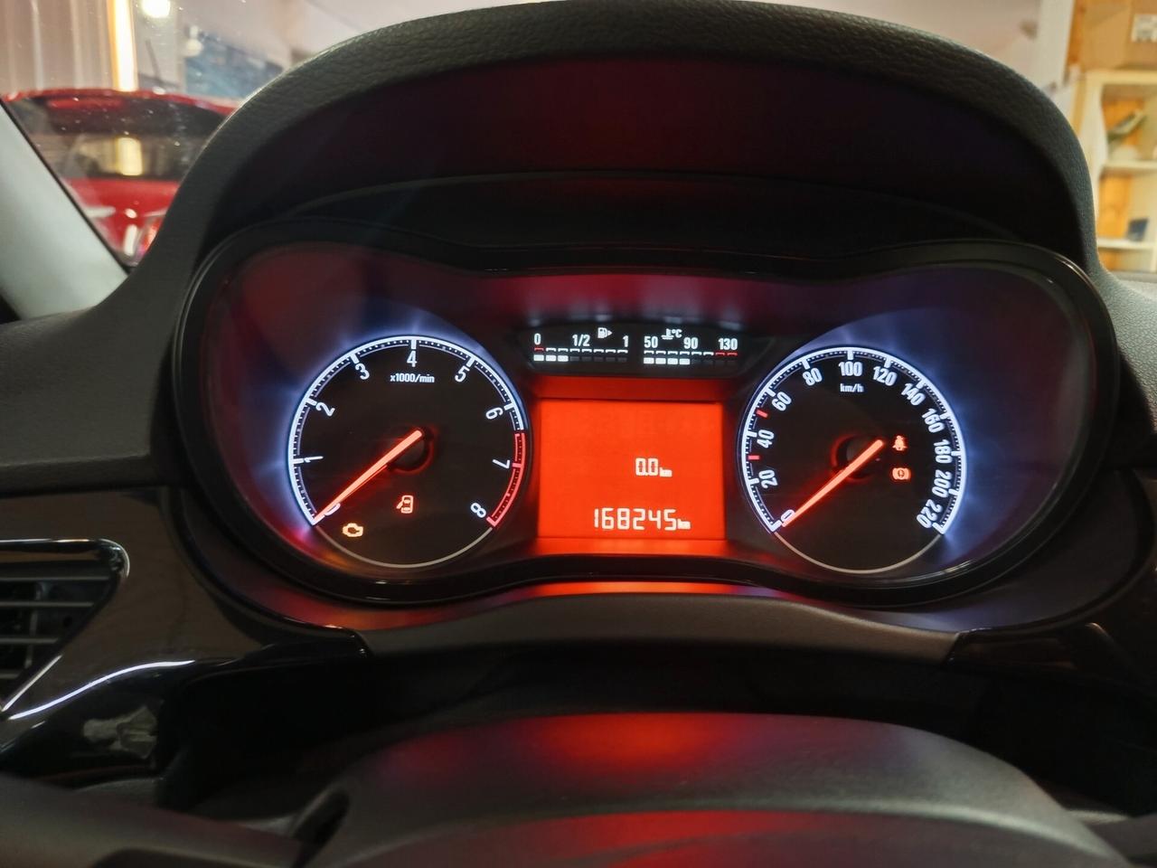 Opel Corsa 1.4 90CV GPL Tech 5 porte Innovation