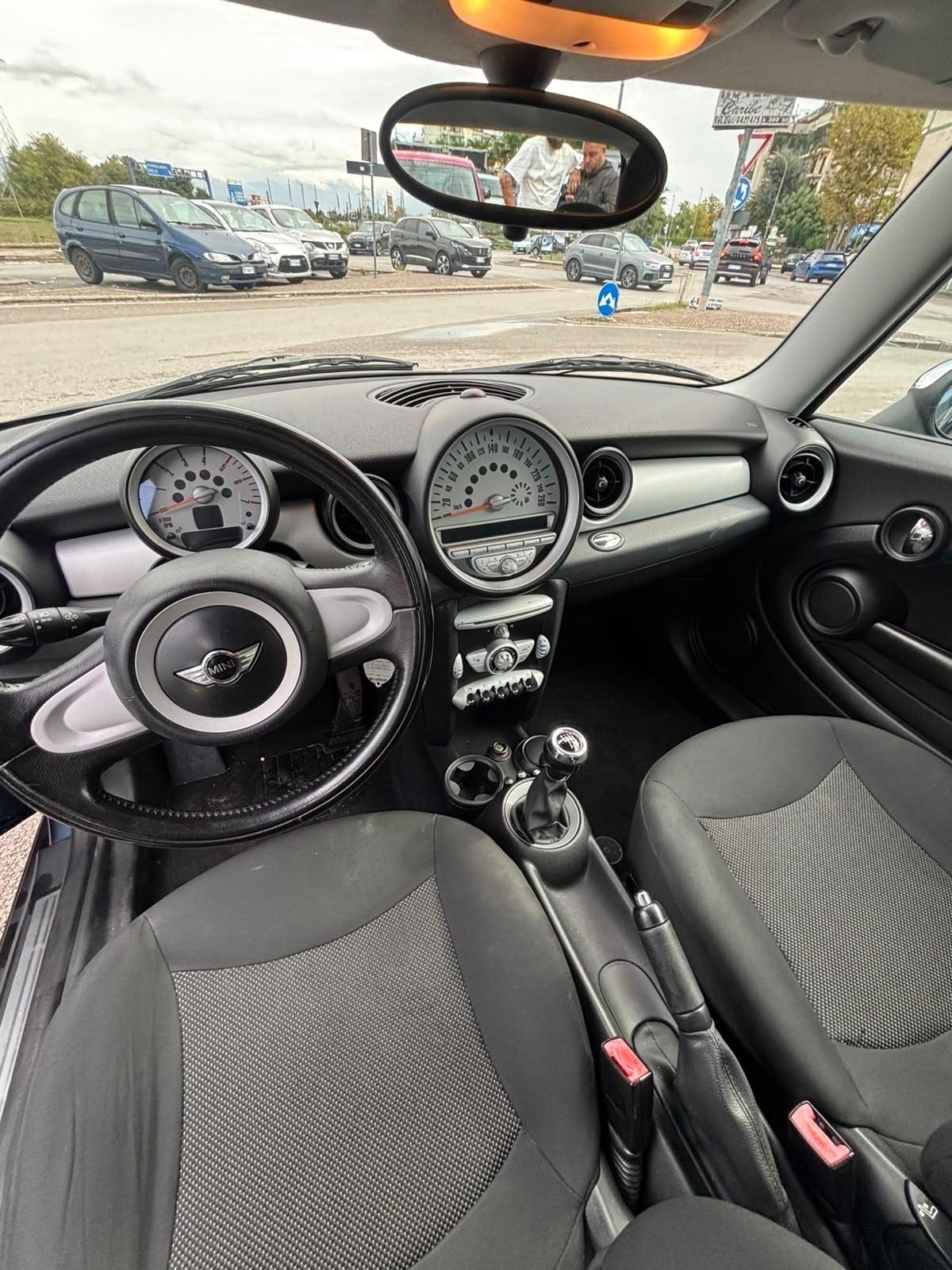 Mini 1.6 16V One D