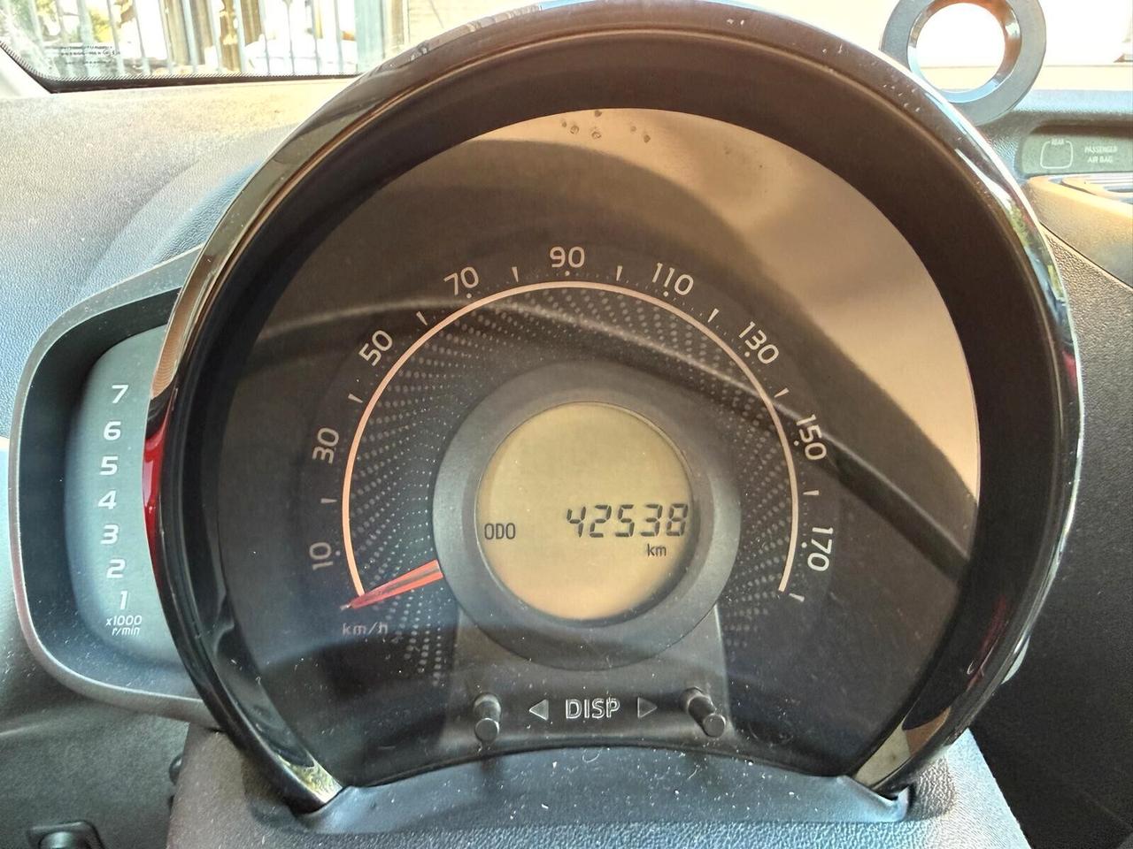 Toyota Aygo Connect 1.0 VVT-i 72 CV 5 porte x-cool MMT