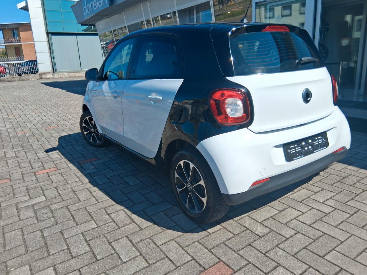 Smart forfour 1.0 Passion 71cv >> Carrozzeria a Nuovo !!