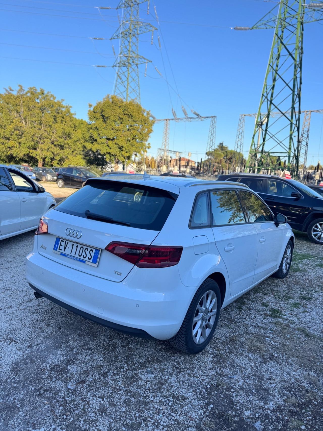 Audi A3 SPB 1.6 TDI clean diesel Ambition