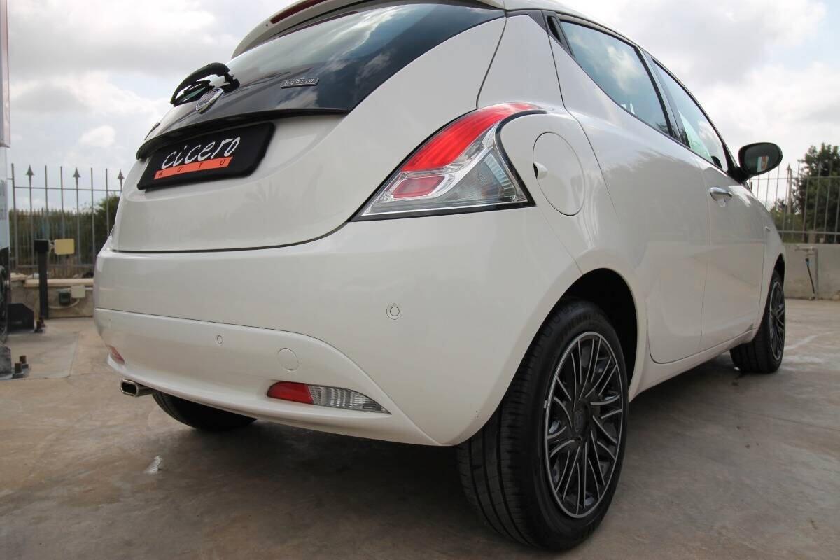 Lancia Ypsilon 1.0 5p Hybrid Gold |24000KM|2021