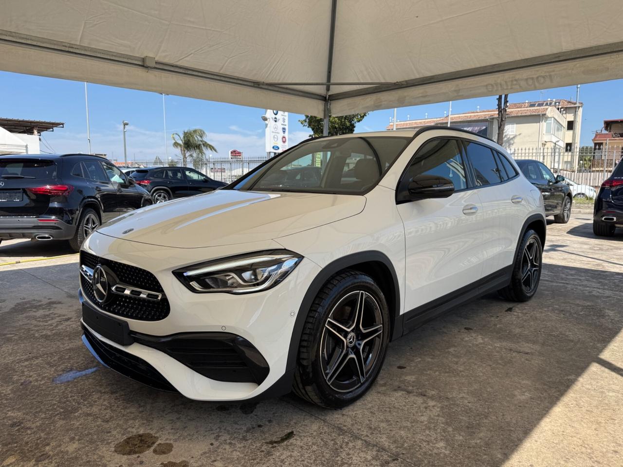 MERCEDES-BENZ GLA 180 d AUTOMATIC. PREMIUM AMG -MY23