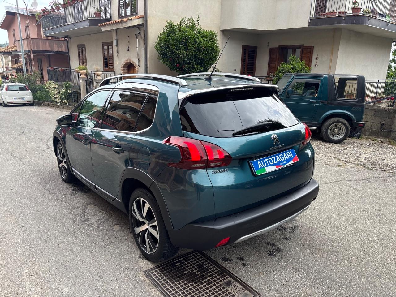 Peugeot 2008 BlueHDi 100 S&S allure accessioriata