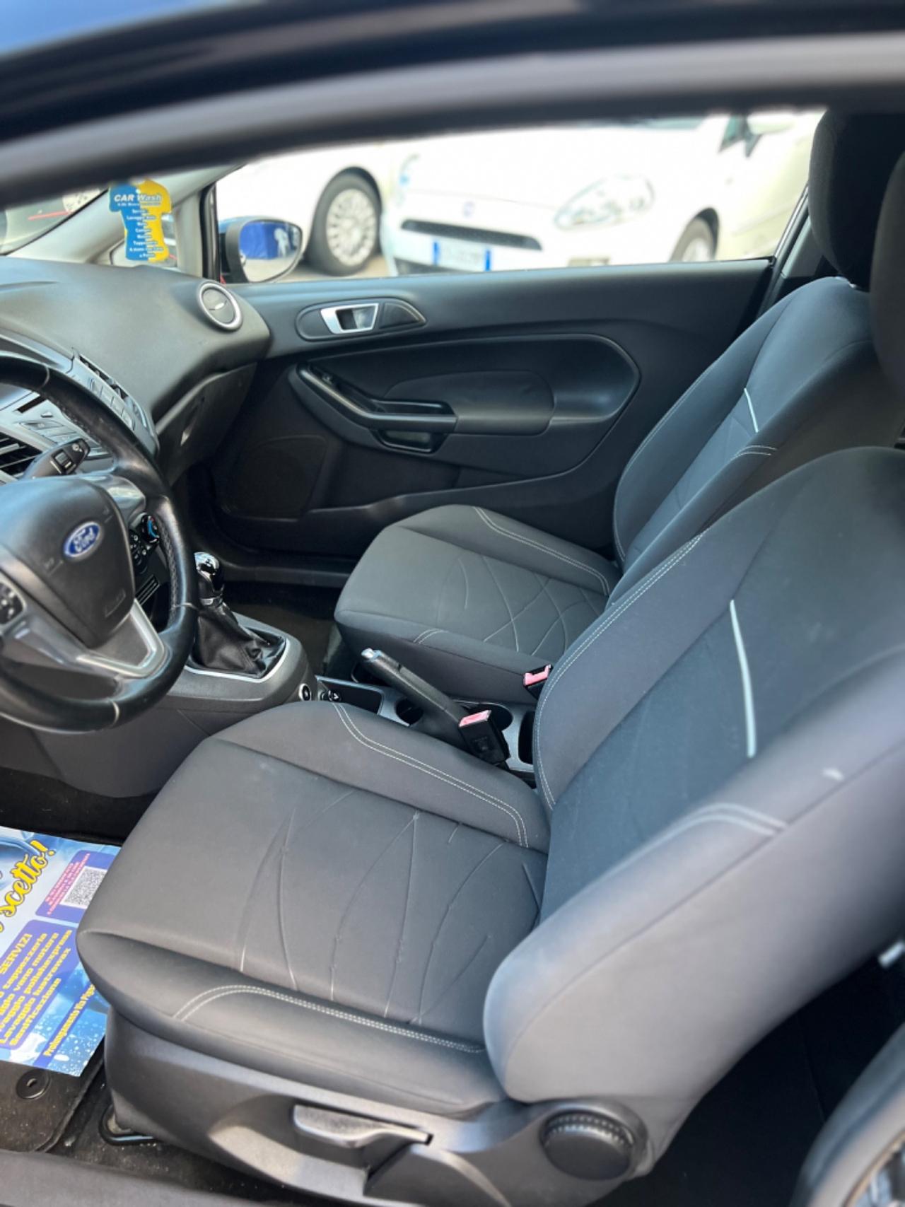 Ford Fiesta 1.4 3 porte Bz.- GPL