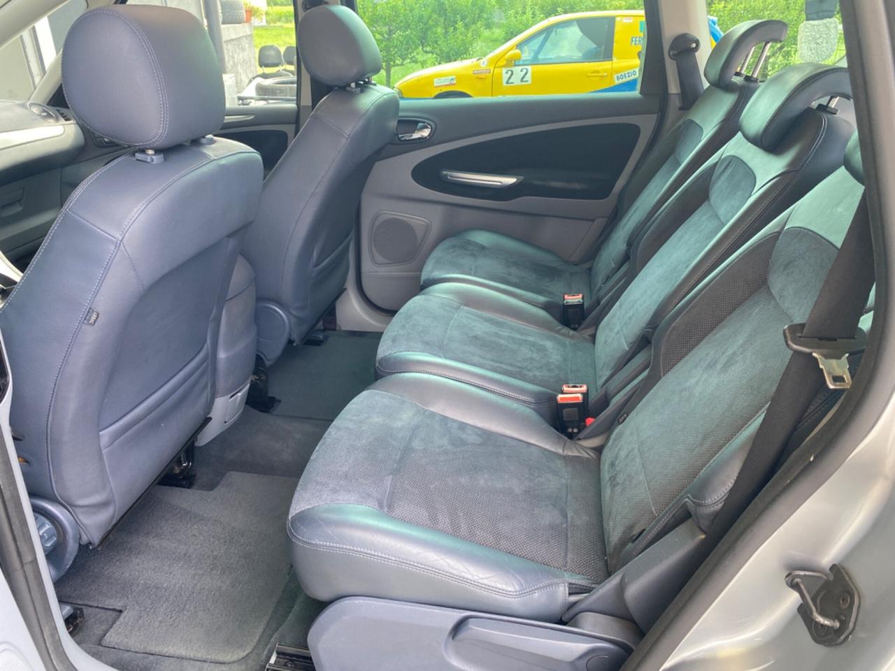 Ford S-Max 2.0 TDCi 140CV Titanium