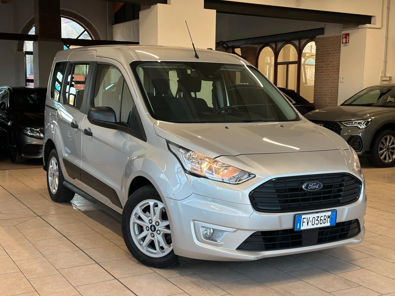 Ford Tourneo Connect 1.5 EcoBlue TDCI Trend *SENSORI POST*BLUETOOTH*