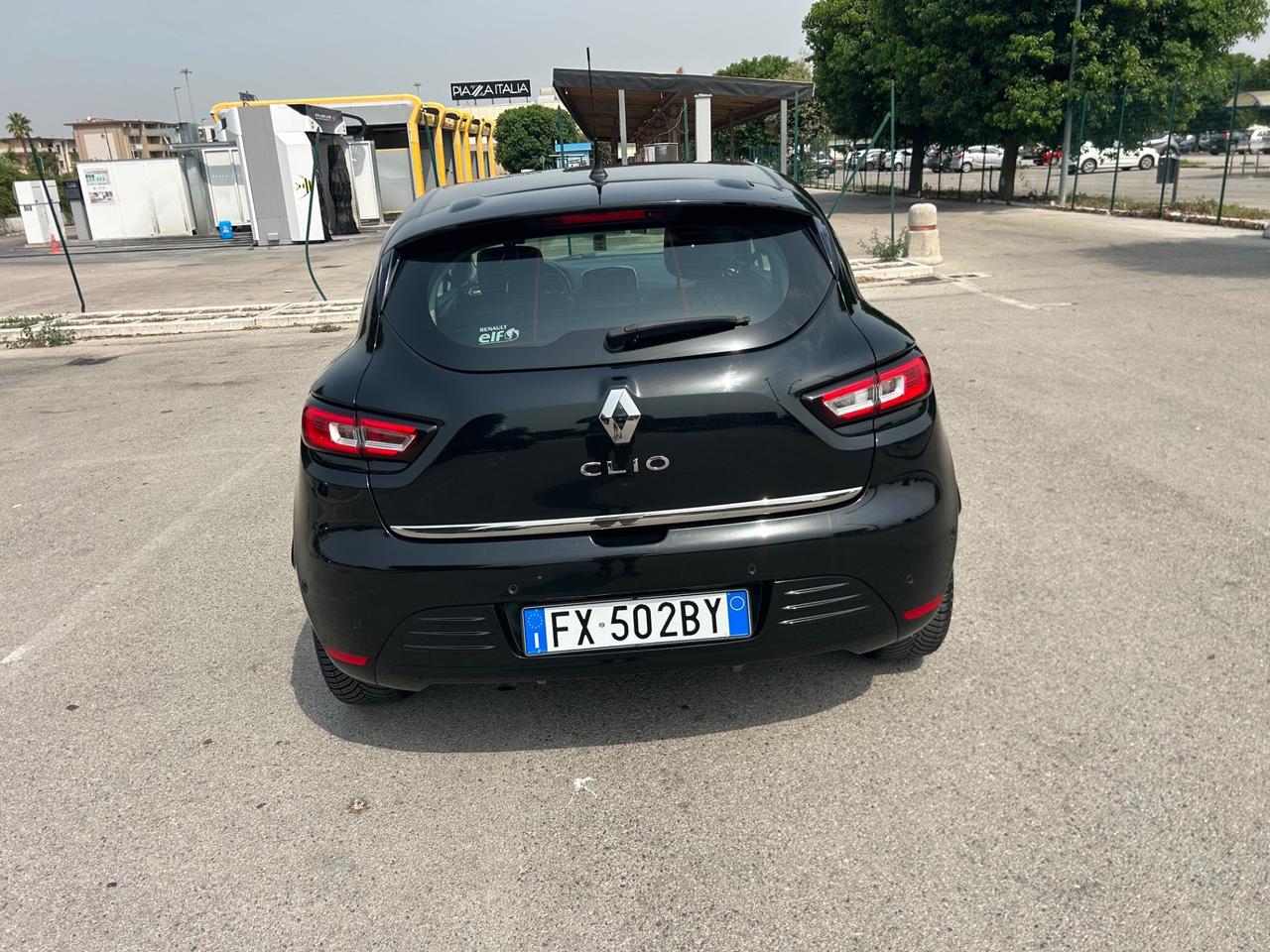 Renault Clio TCe 12V 90 CV 5 porte Moschino Intens