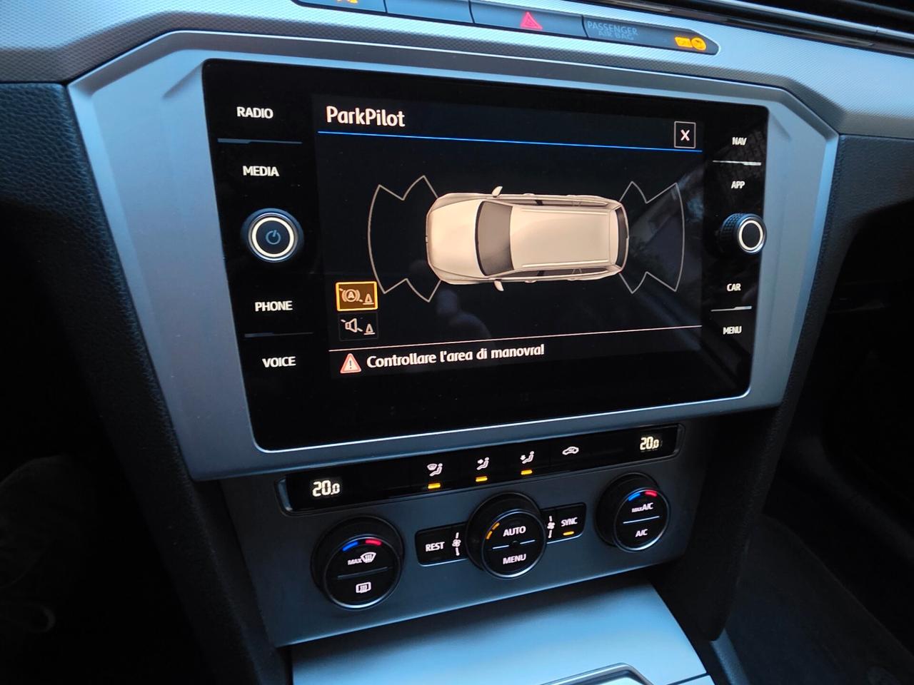 Volkswagen Passat Variant 2.0 TDI DSG Executive BlueMotion Tech.