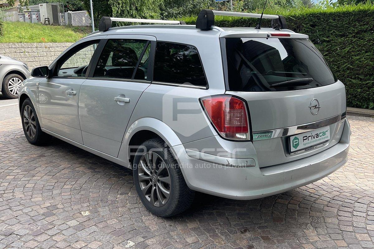 OPEL Astra 1.6 16V VVT Station Wagon Edition