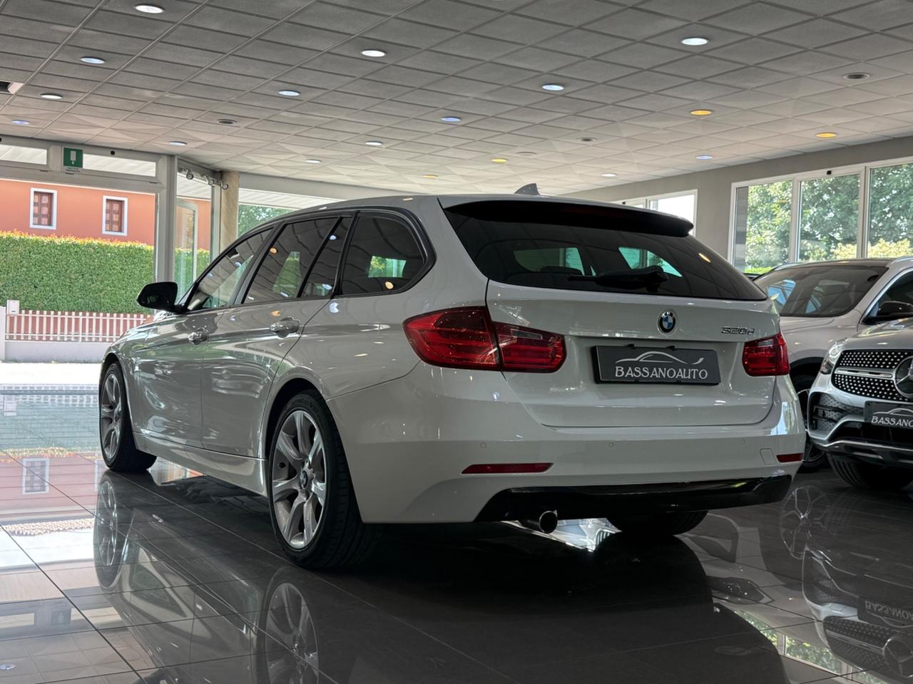 Bmw 320 Touring 320d MANUALE !!
