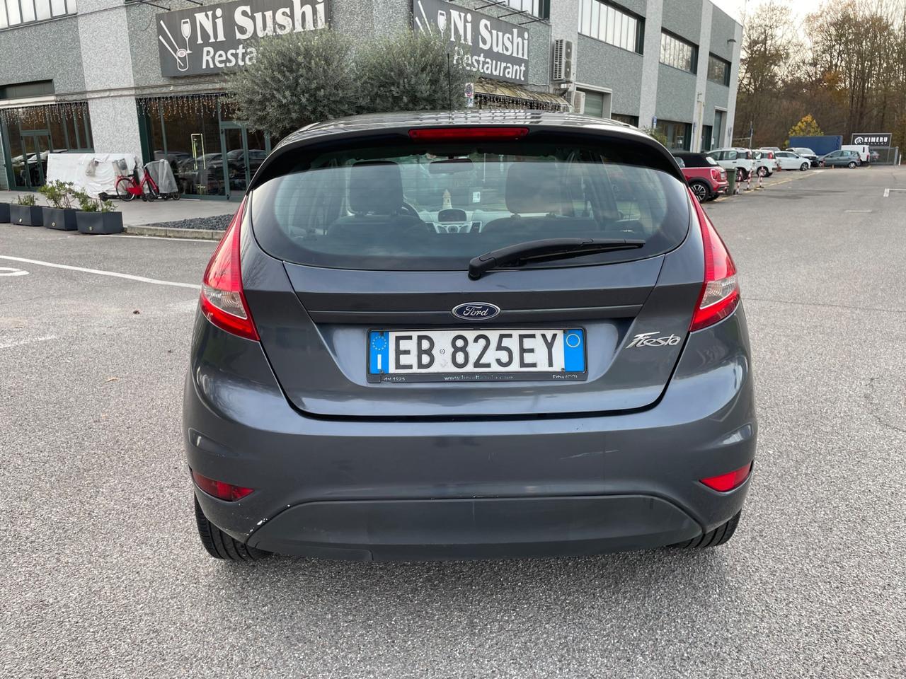 Ford Fiesta 1.4 5 porte Bz.- GPL Titanium*Neo patentati *