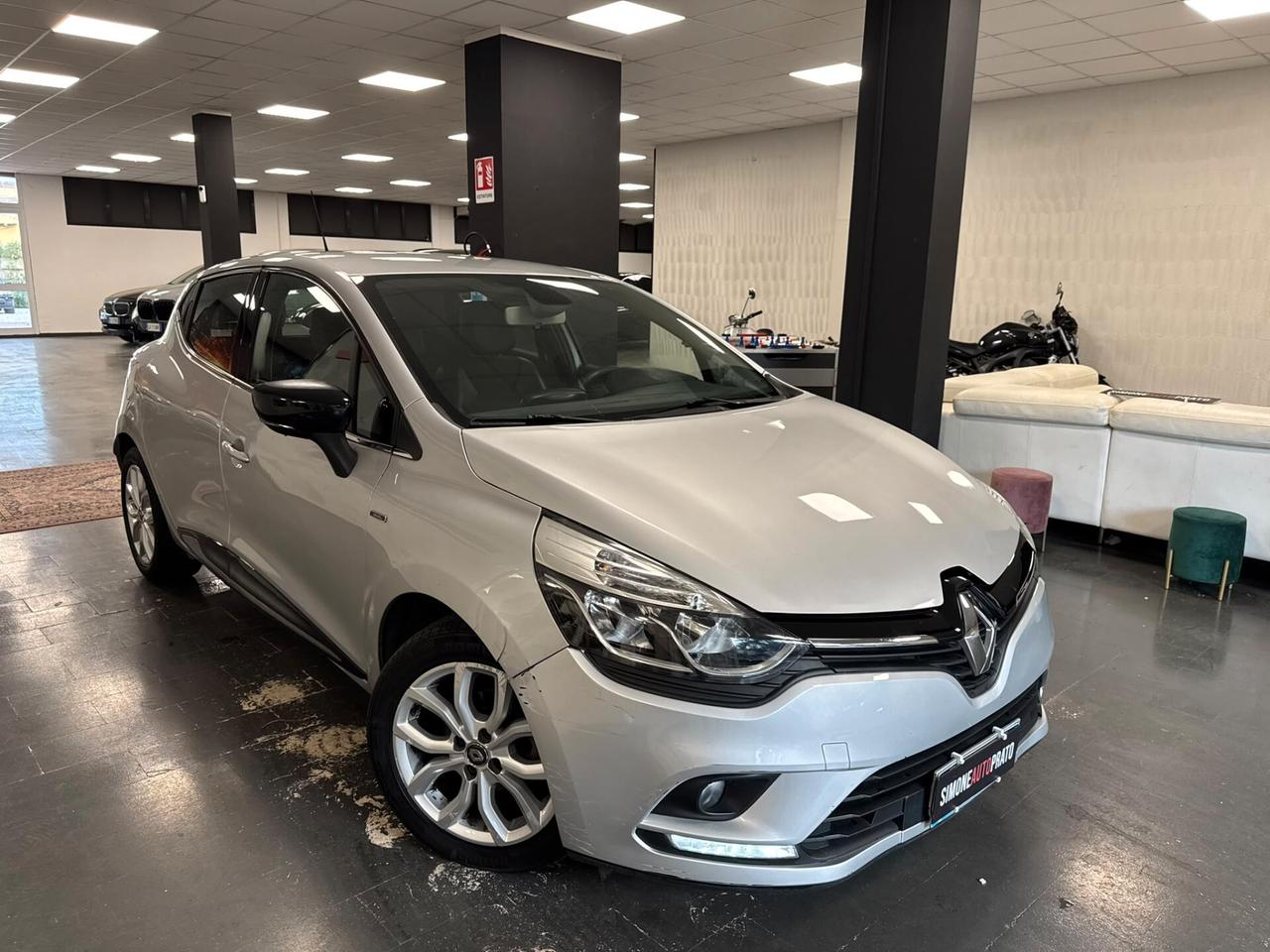 Renault Clio 1.2 75 CV 5 porte Duel