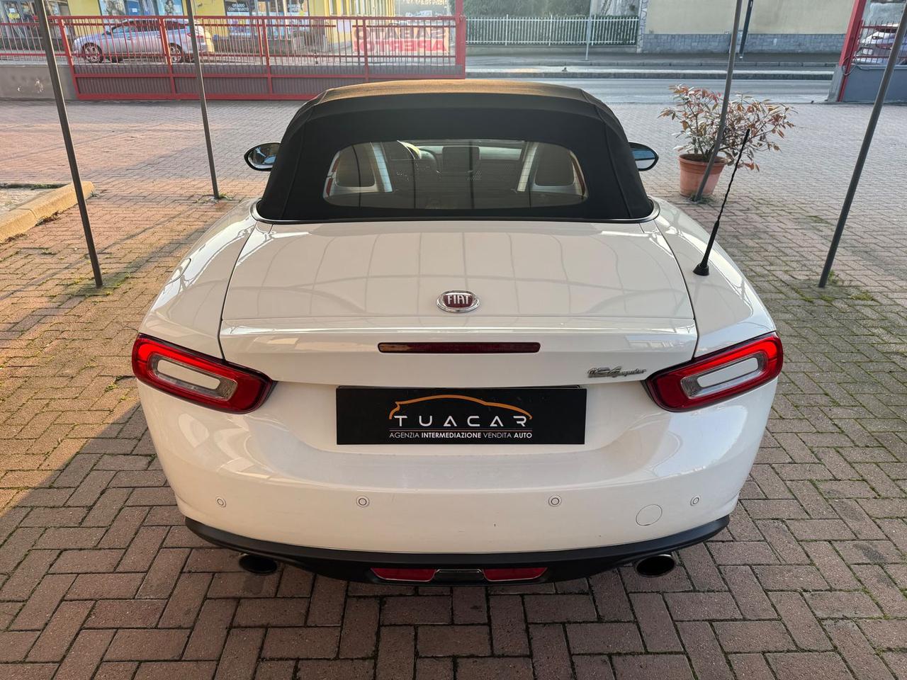 Fiat 124 Spider Lusso 1.4 Multiair Turbo #8435