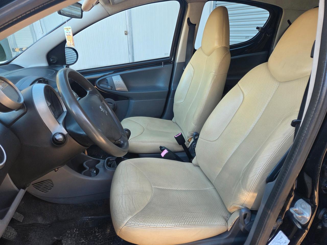 Peugeot 107 1.0 68CV 5p. Sweet Years