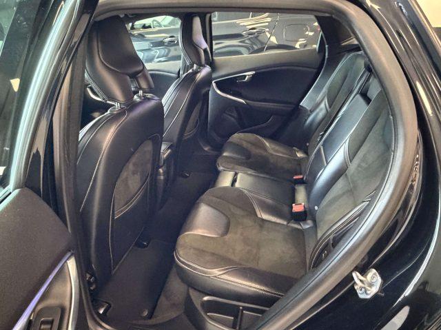 VOLVO V40 V40 II1.6 d2 R-design Kinetic (r-design)