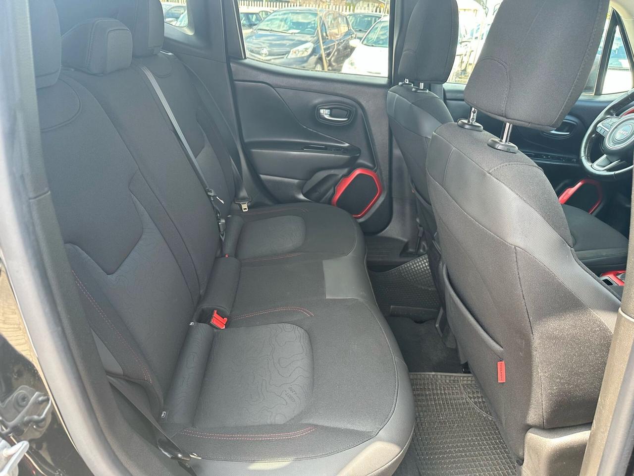 Jeep Renegade 2.0 Mjt 170CV 4WD Active Drive Low Trailhawk