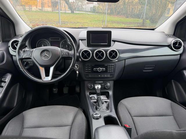 MERCEDES-BENZ B 180 BlueEFFICIENCY Premium senza nessun lavoro da fare