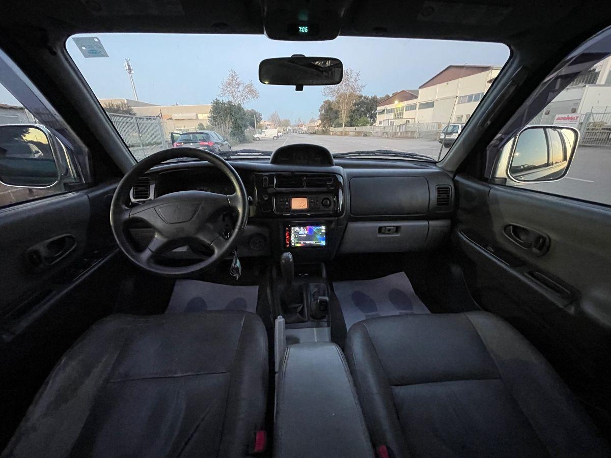 MITSUBISHI - Pajero Sport - 2.5 TDI GLS Target