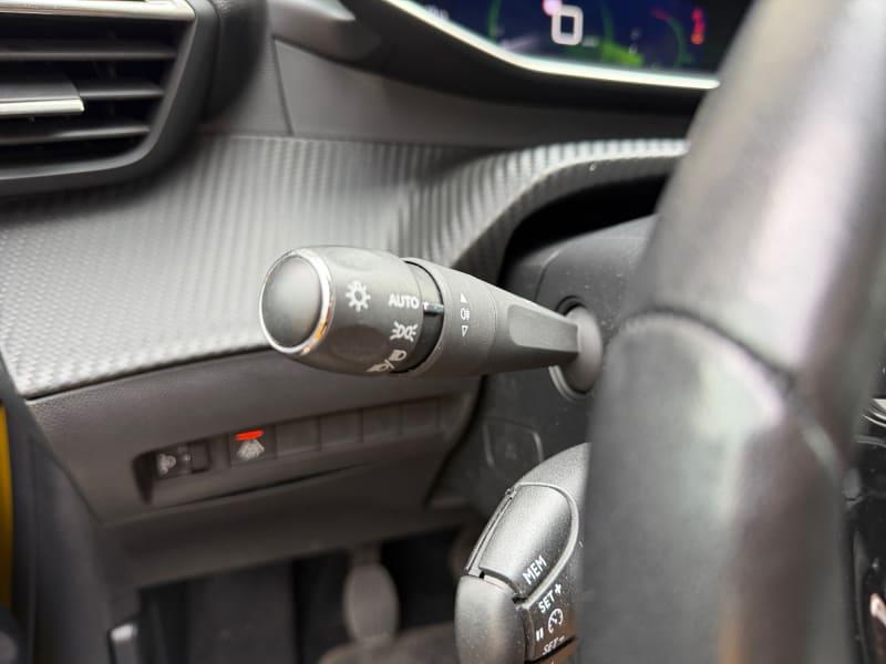 PEUGEOT 208 PURETECH 100 STOP&START 5