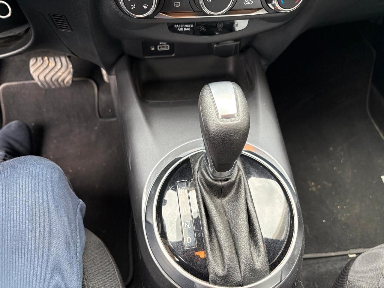 Nissan Juke 1.0 DIG-T 117 CV Business