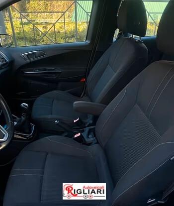 Ford B-Max 1.6 TDCi 95 CV Individual