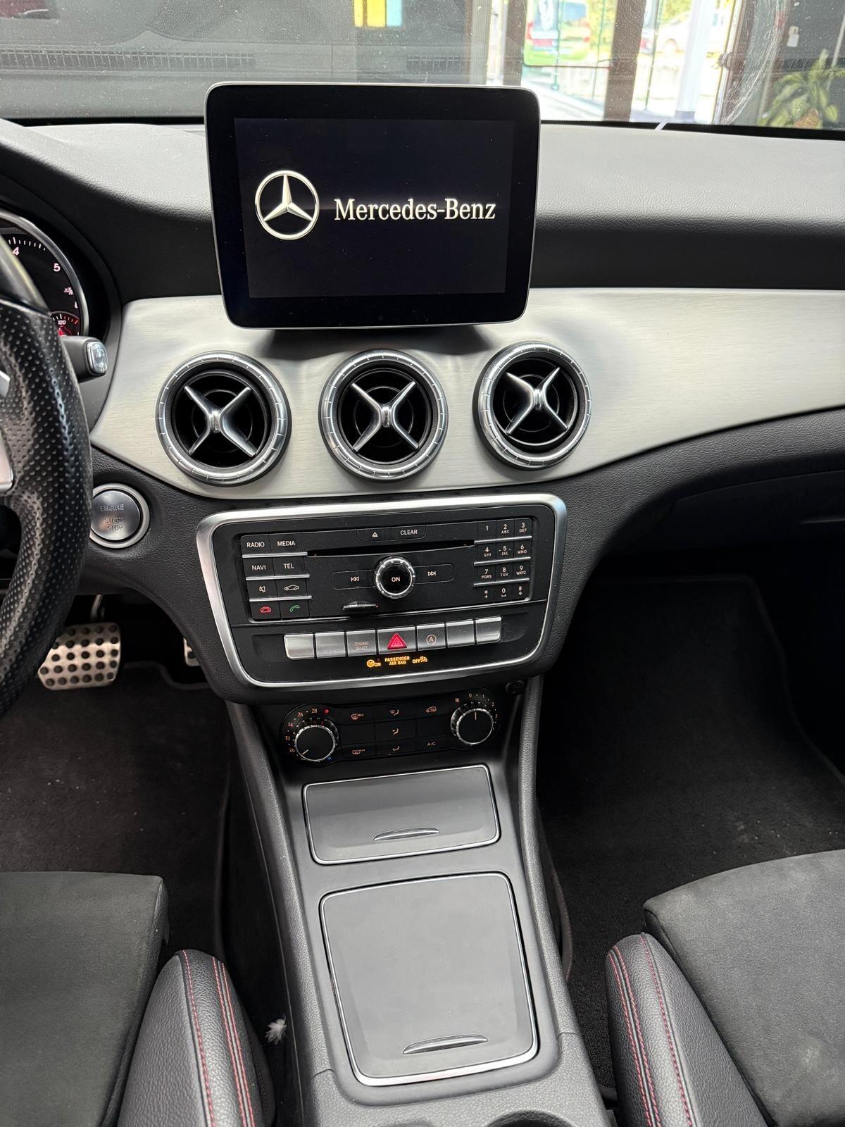 Mercedes-benz CLA 220 d 4Matic Automatic Premium