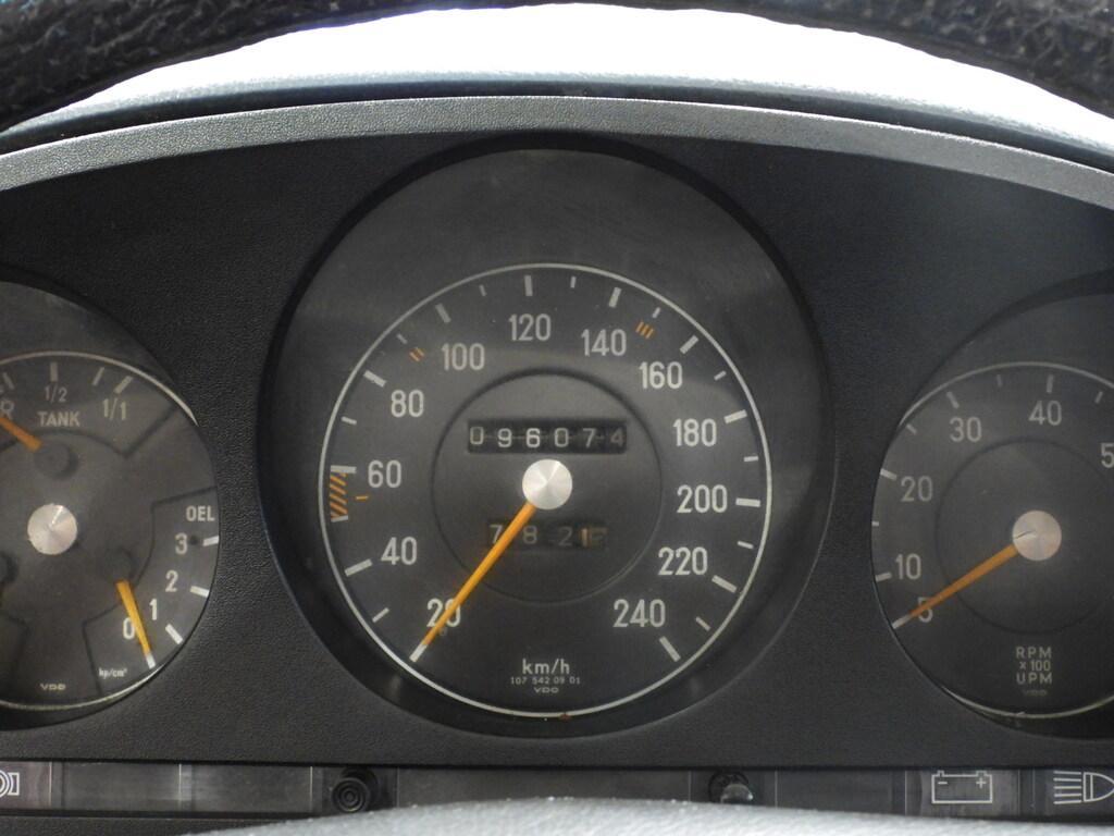 Mercedes Classe E 280 350 SLC C107