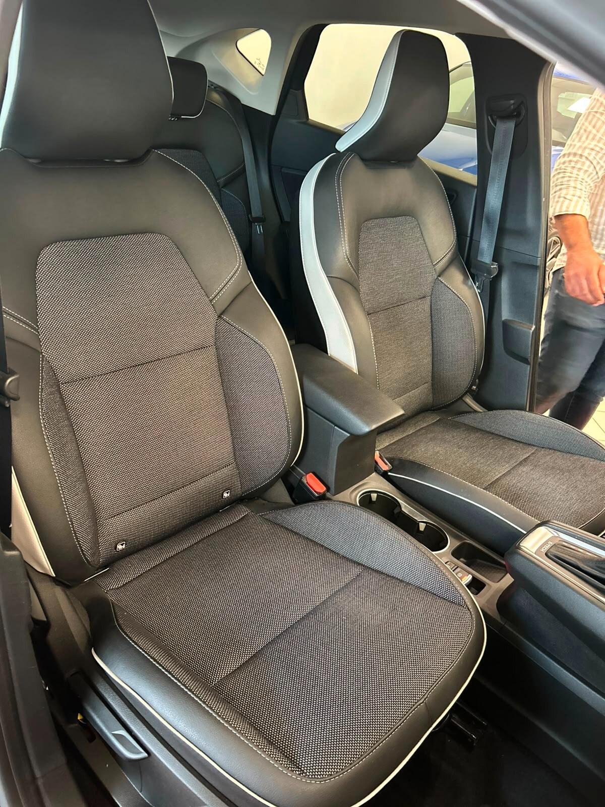 Renault Captur Full Hybrid E-Tech 145 CV Techno