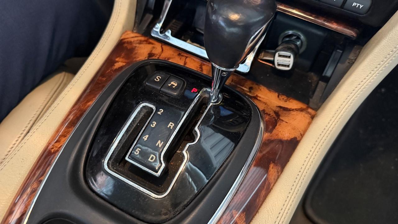 Jaguar XJ 2.7 D V6 cat Sovereign