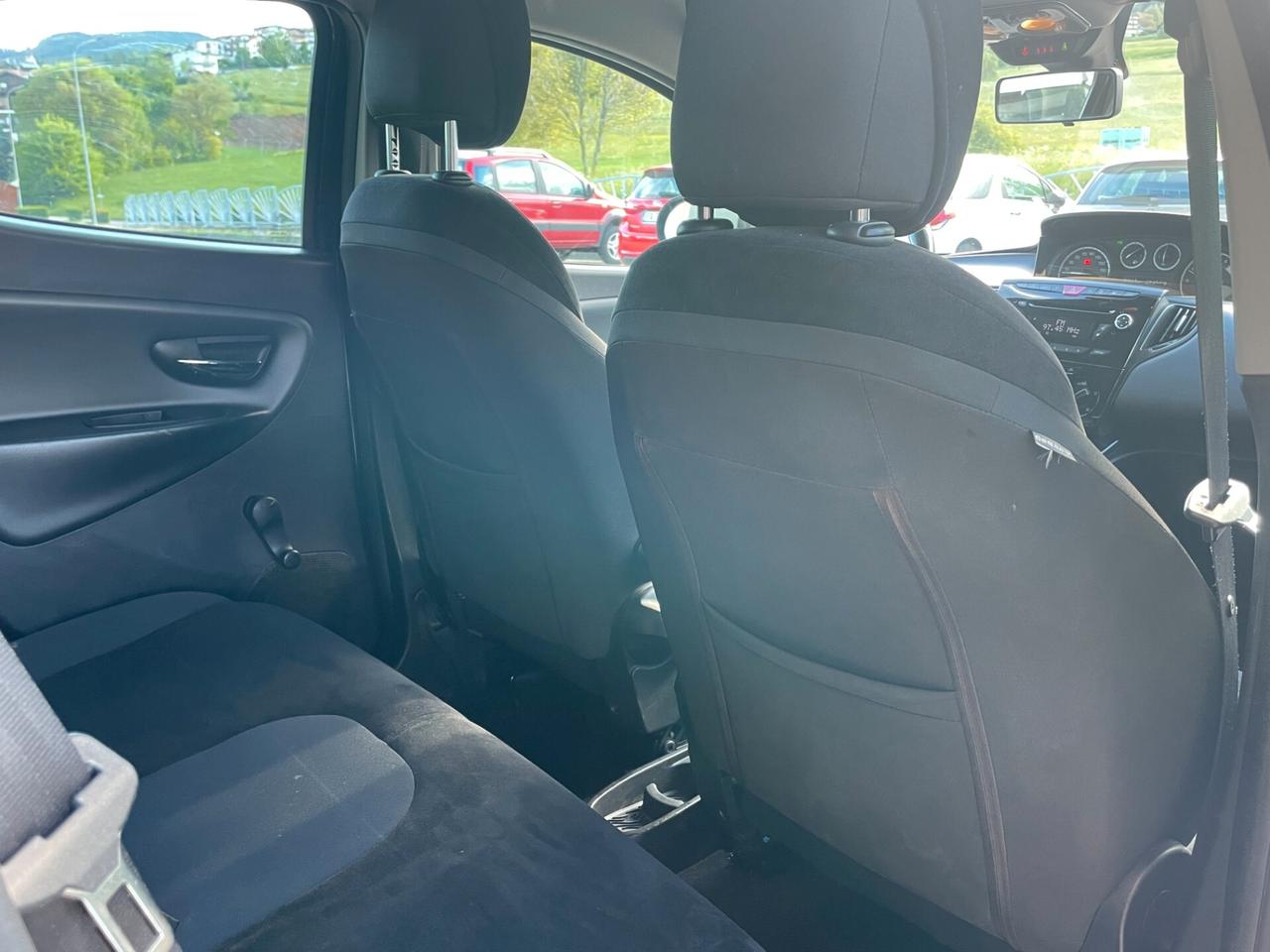 Lancia Ypsilon 1.2 69 CV 5 porte S&S Platinum