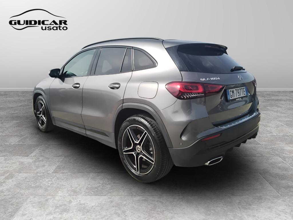 Mercedes-Benz GLA-H247 2020 - GLA 180 d Premium auto