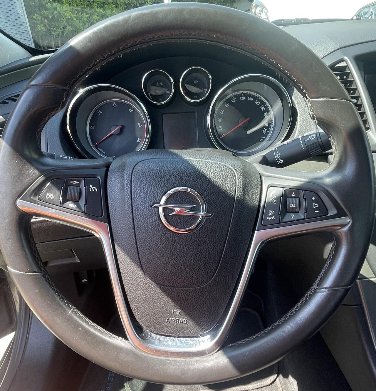 Opel Insignia 2.0 CDTI 4 porte