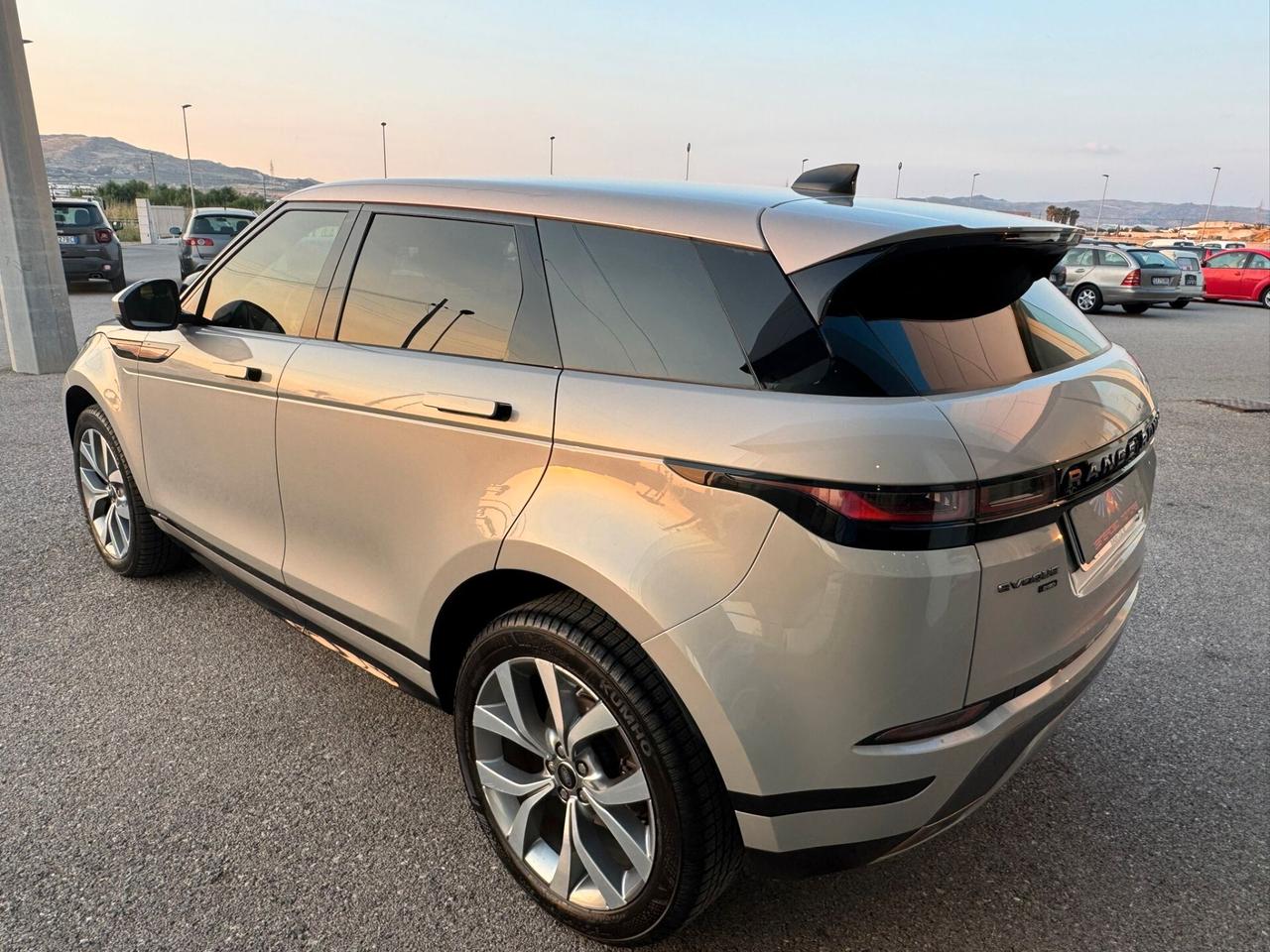Land Rover Range Evoque 2.0D I4 180 CV AWD Auto R-Dynamic