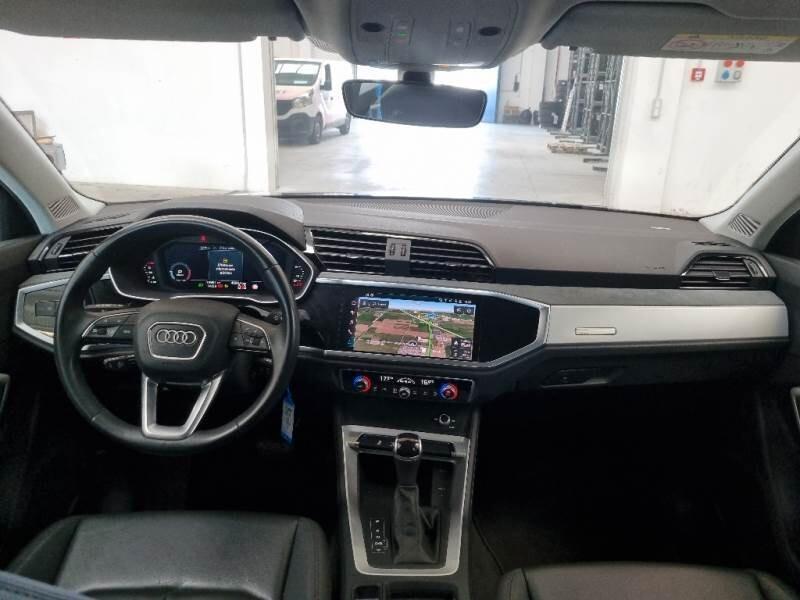 Audi Q3 35 TDI S tronic Business